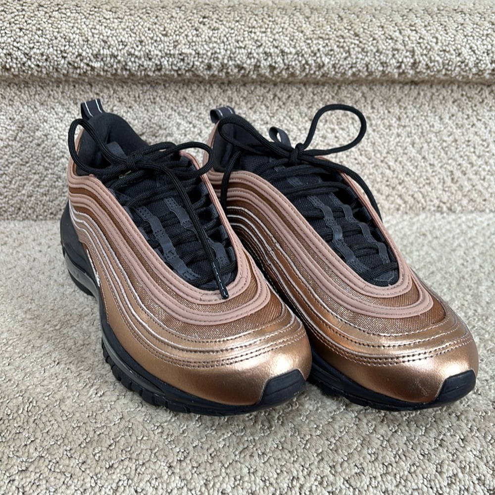 Women’s Nike Air Max 97 - Picture 3 of 9